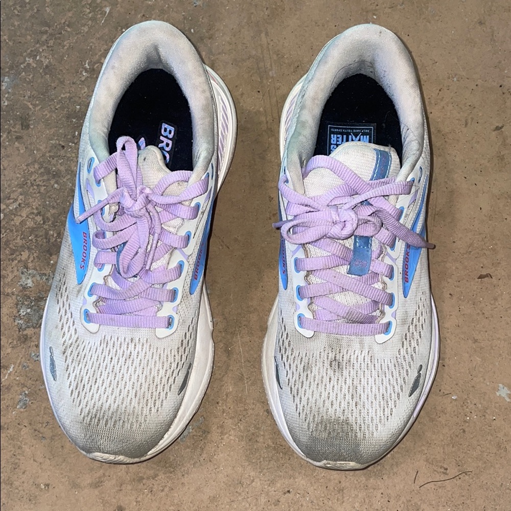 Brooks White and Purple Athletic Shoes with Cushioned Midsole